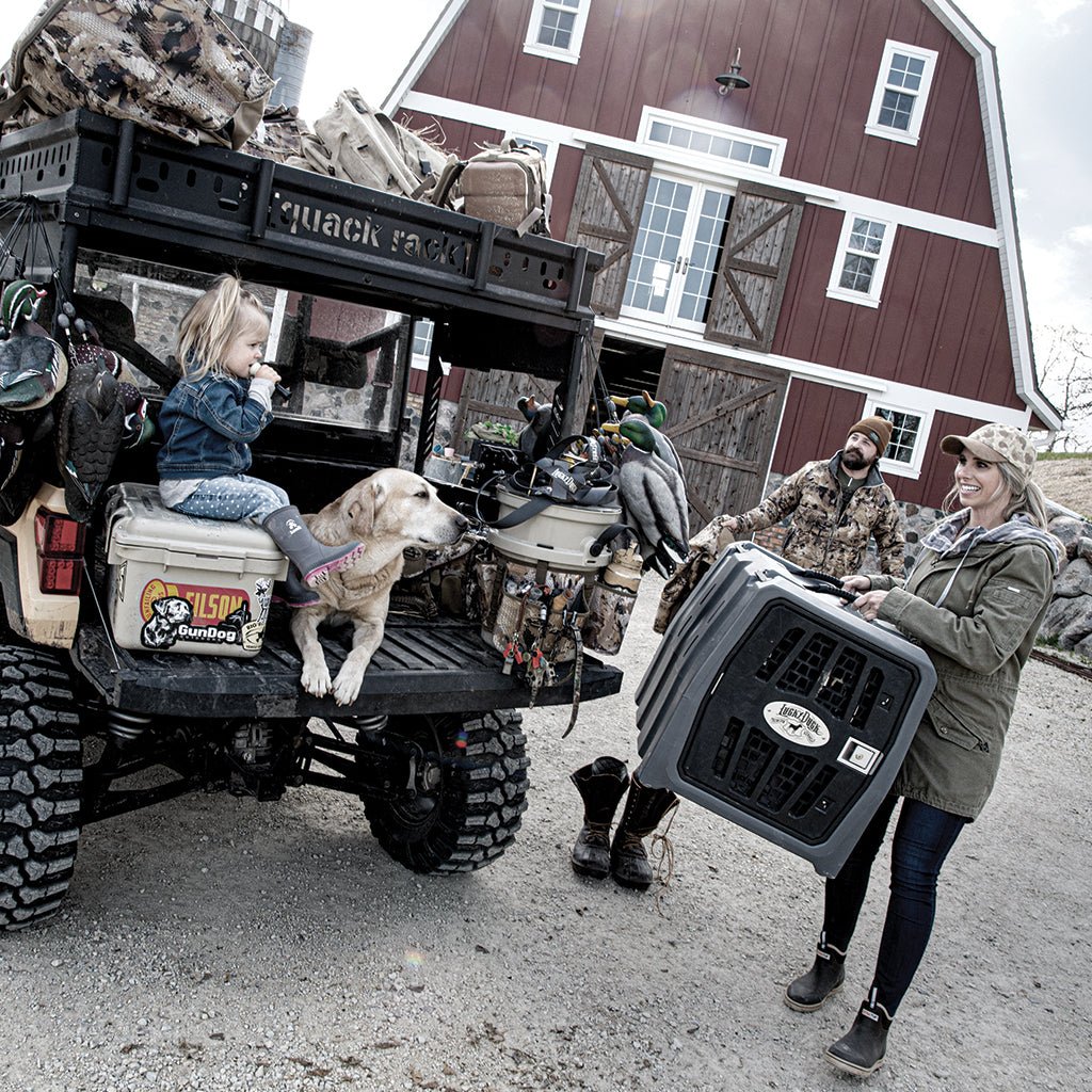 Lucky Duck Intermediate Dog Kennel