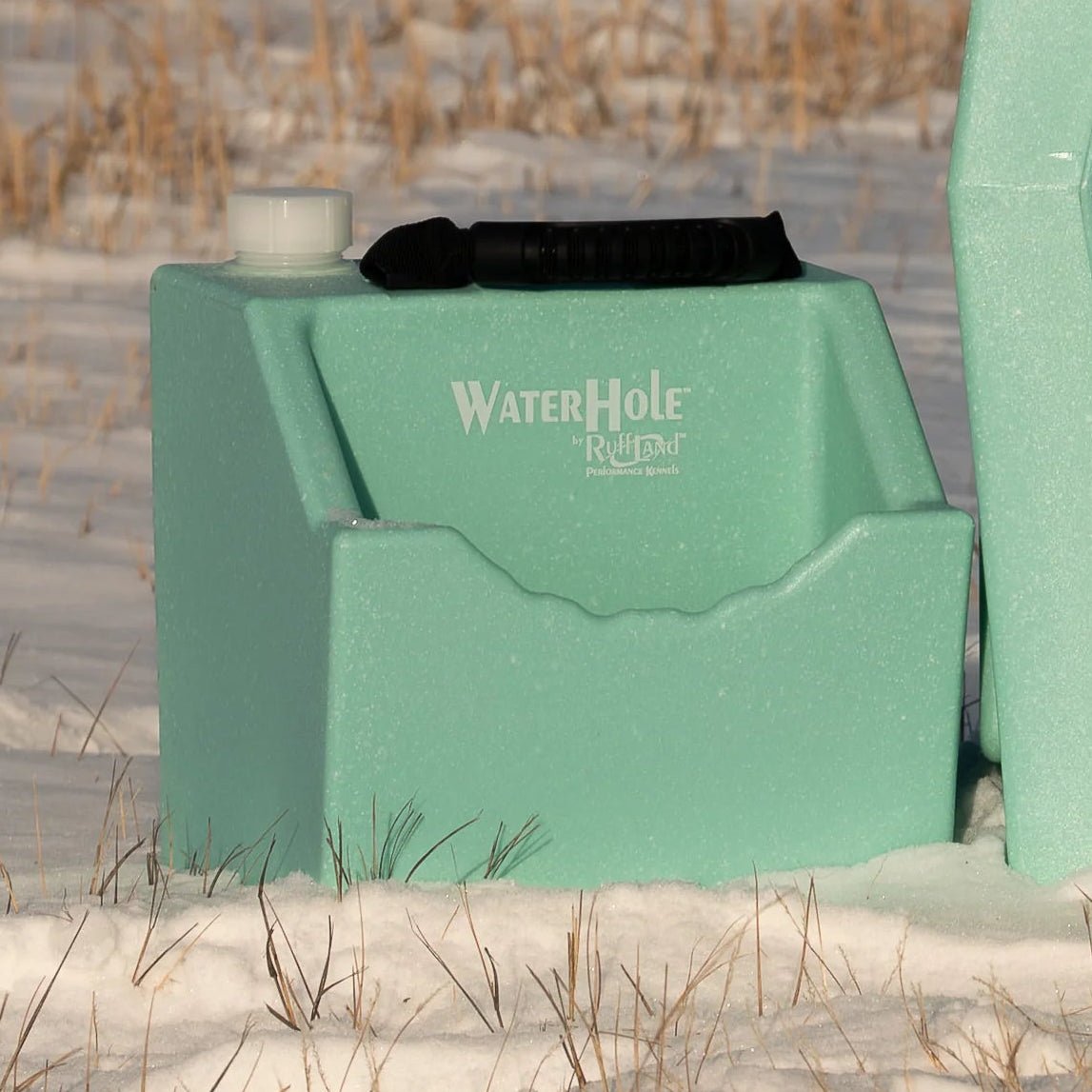 Ruff Land Kennel Water Hole Mint - Lion Country Supply