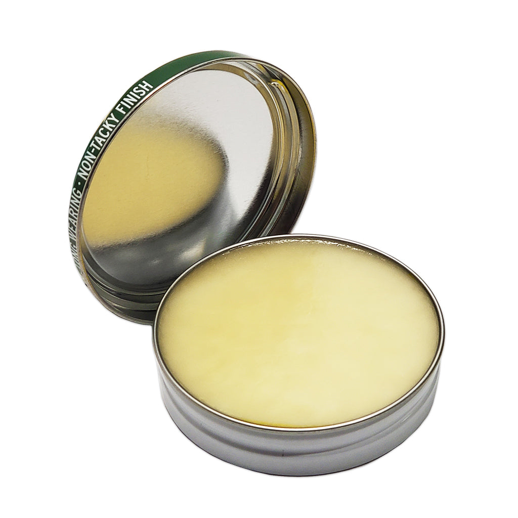 Filson Oil Finish Wax in Green for Men